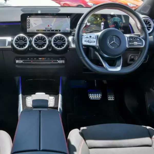 Luxe Car - Mercedes Benz GLB200 Best Luxury Car In Melbourne Cheapest Hire Affordable 2 Mercedes Benz GLB200 - Wedding Car Hire, Corporate Car Hire, Car Rental, Braeside, Melbourne Mercedes Benz GLB200